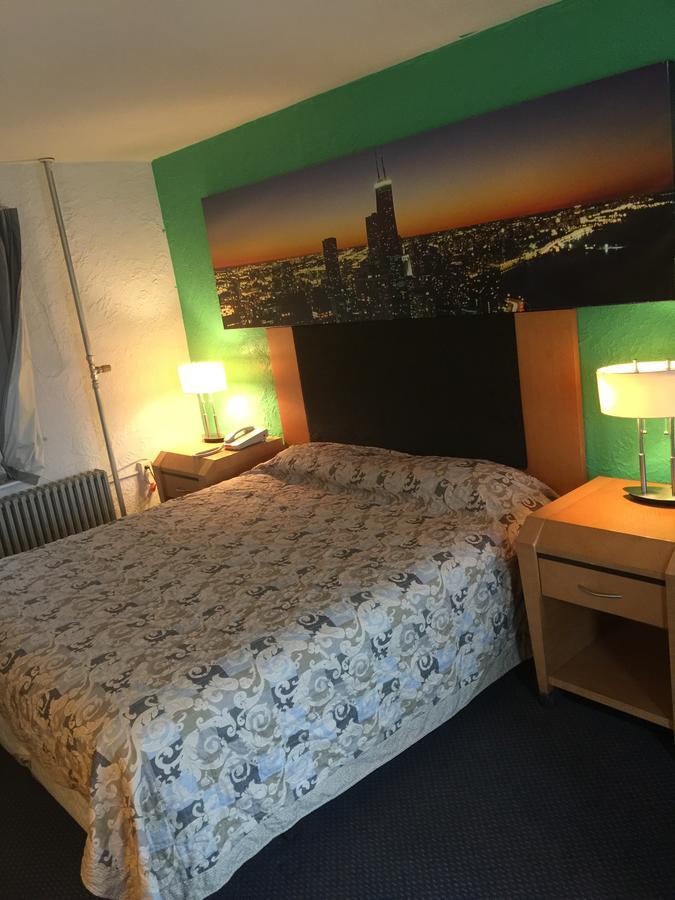 Pontiac Fiesta Motel מראה חיצוני תמונה